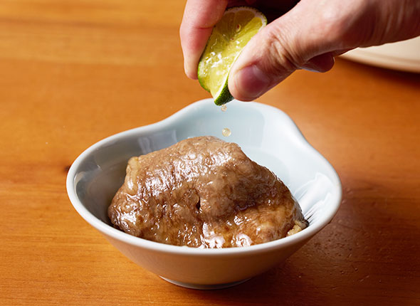 盛り付け手元